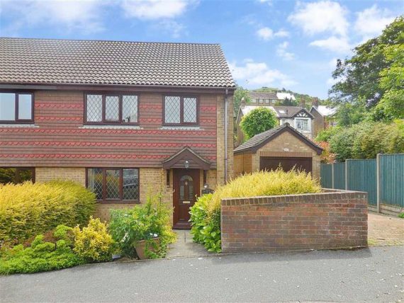 3 Bedroom Semi-Detac...